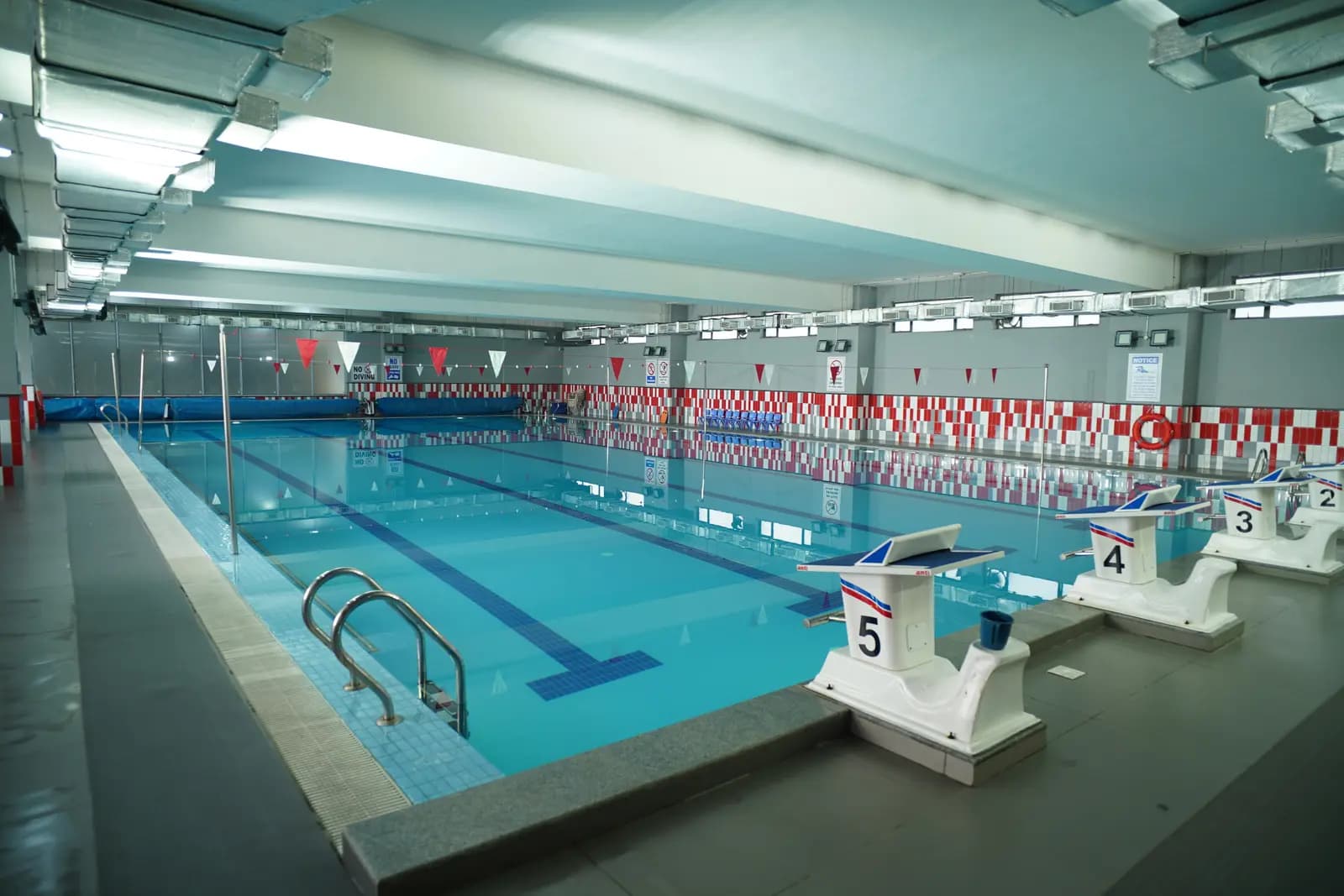 Swimming pool